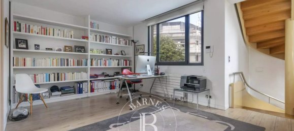 3 غرف نوم منزل في Suresnes, France رقم 111229 9