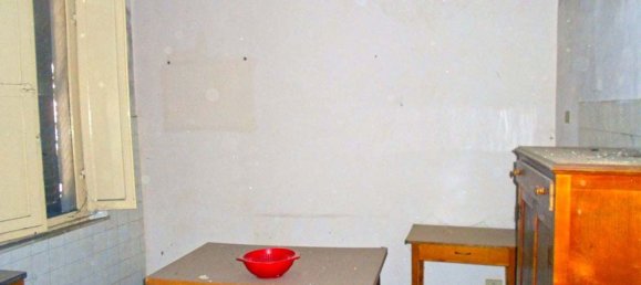 5-Zimmer Wohnung in Asciano, Italy, Nr. 200000 4