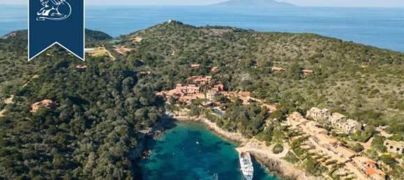 5 rooms Building in Isola del Giglio, Italy No. 262610 13