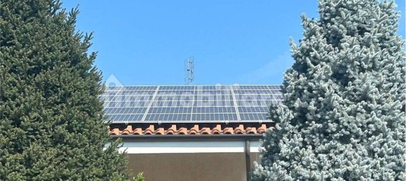 3 bedrooms Villa in Airasca, Italy No. 208809 2