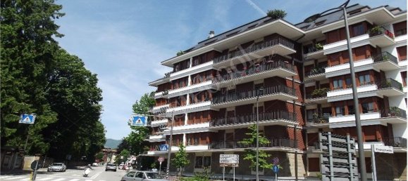 69m² Office in Varese, Italy No. 329661 5