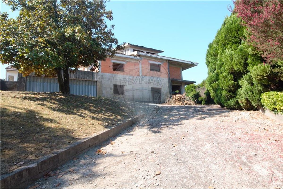 4 chambres Terrain à Felgueiras, Portugal No. 47675