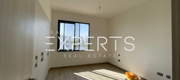 3 bedrooms Villa in Yas Island, UAE No. 55155 8