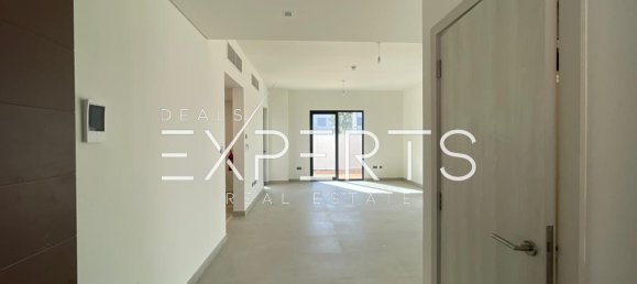 3 bedrooms Villa in Yas Island, UAE No. 55155 2