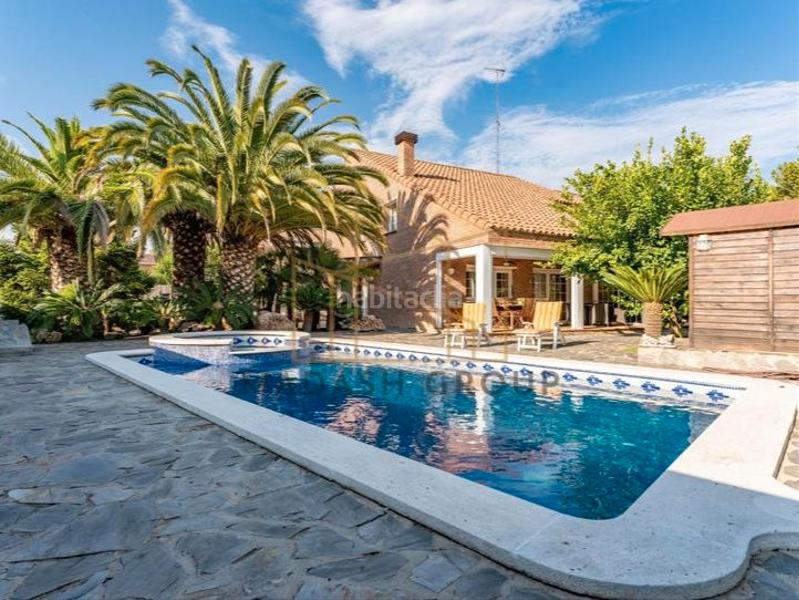 Дом с 5 спальнями в Таррагона, Испания № 144119