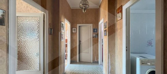 4 rooms Apartment in Bari, Italy No. 33838 8