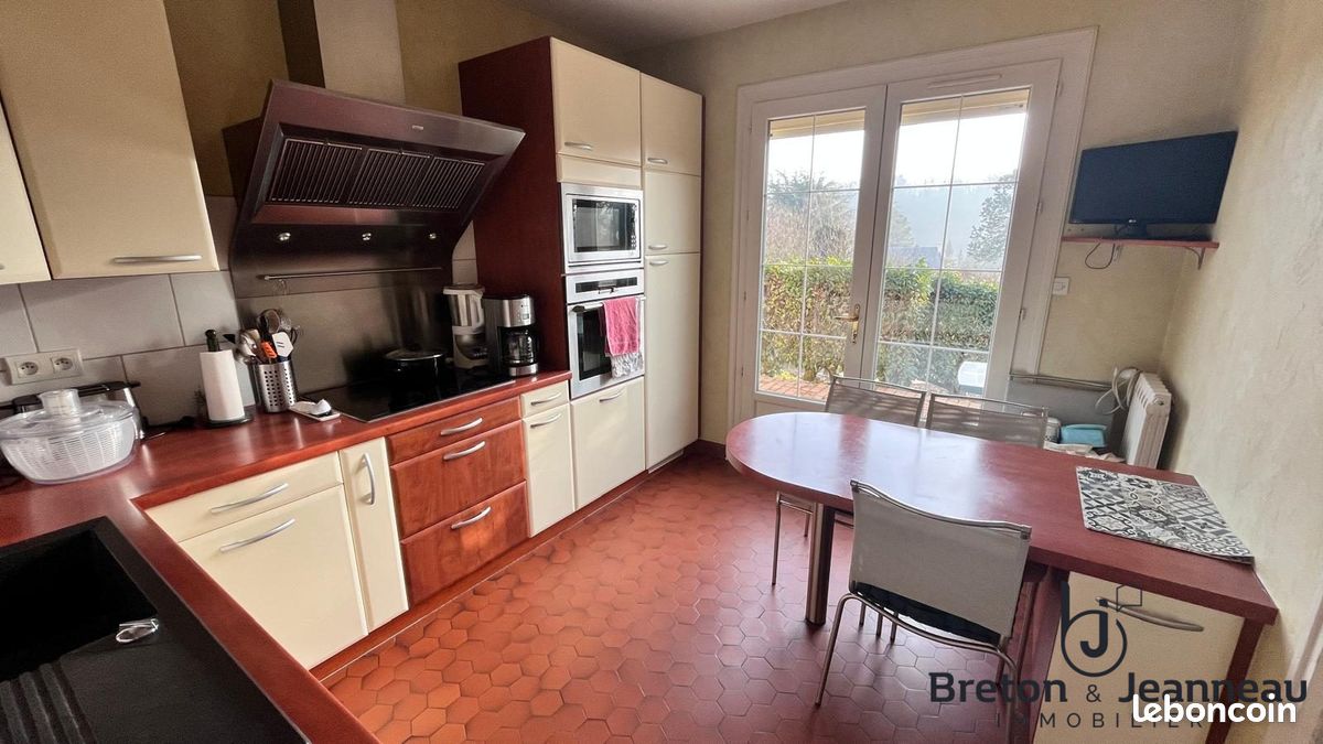 4 غرف نوم منزل في Mayenne, France رقم 363173