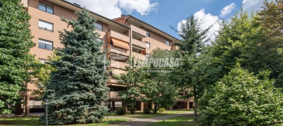 3 bedrooms Apartment in Saronno, Italy No. 328715 10