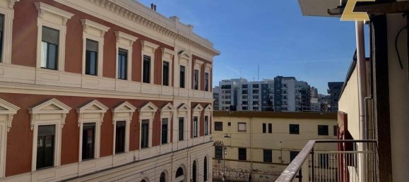 Apartamento T2 em Bari, Italy N.º 317366 6
