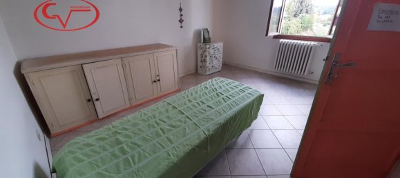 Дом с 6 комнатами в Латерина Перджине Вальдарно, Италия № 228202 29