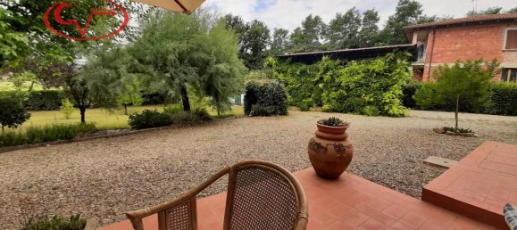 Дом с 6 комнатами в Латерина Перджине Вальдарно, Италия № 228202 41