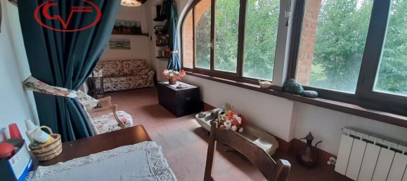 Дом с 6 комнатами в Латерина Перджине Вальдарно, Италия № 228202 44