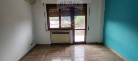 4 Schlafzimmer Wohnung in Palermo, Italy, Nr. 351634 14
