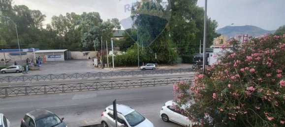 4 Schlafzimmer Wohnung in Palermo, Italy, Nr. 351634 17