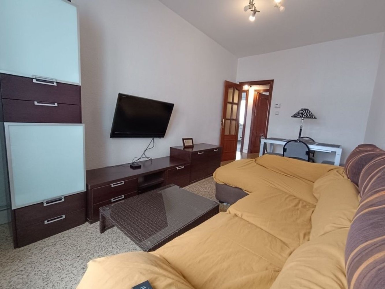 3 bedrooms Apartment in Logrono, Spain No. 197005