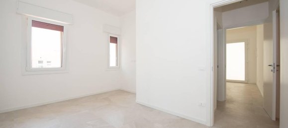 3غرفة شقة في Jesolo, Italy رقم 235968 27