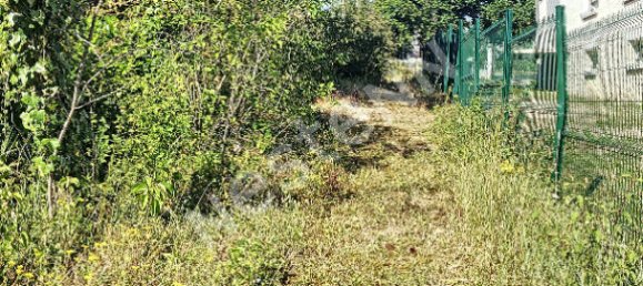 Terreno en Saint-Gervais-la-Foret, France No. 63295 3