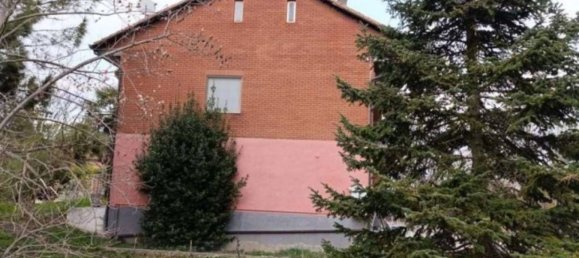 4 rooms Apartment in Magliano Alfieri, Italy No. 296843 4