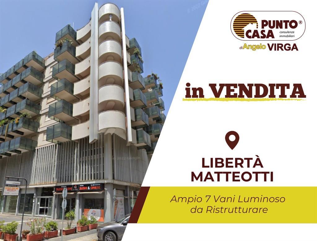 7 rooms Apartment in Palermo, Italy No. 32311