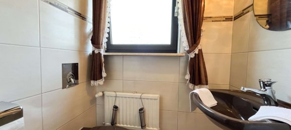 3 bedrooms House in Zweibrucken, Germany No. 71857 3