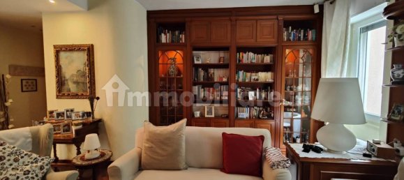2 bedrooms Apartment in Milan, Italy No. 318015 3