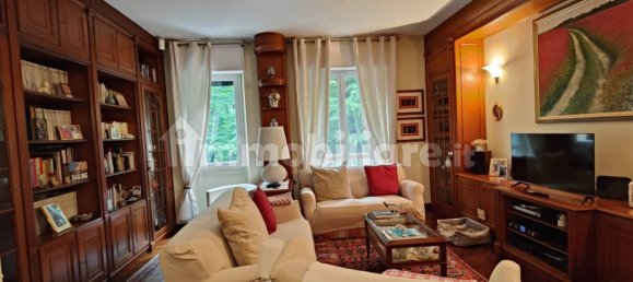 2 bedrooms Apartment in Milan, Italy No. 318015 5