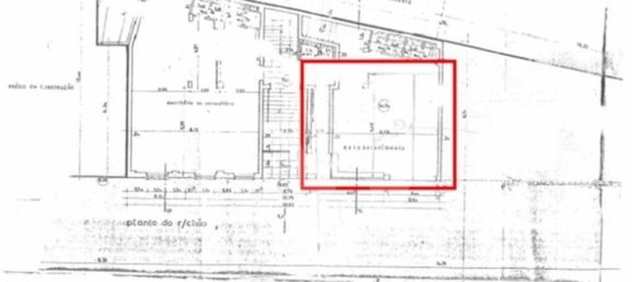 130m² Commercial property in Lisbon, Portugal No. 72424 3