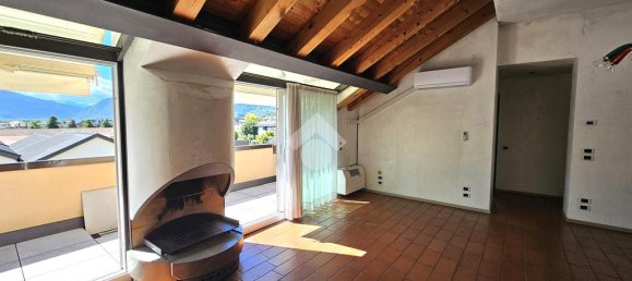 3 rooms Apartment in Feltre, Italy No. 347398 2