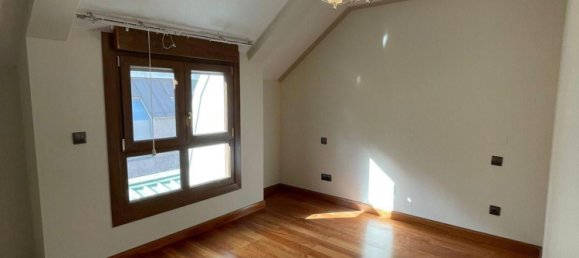 3 bedrooms Duplex in Leon, Spain No. 155893 17