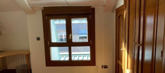 3 bedrooms Duplex in Leon, Spain No. 155893 9