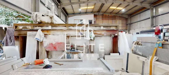 Fabrik in Al Quoz, UAE 2323m², Nr. 97749 23