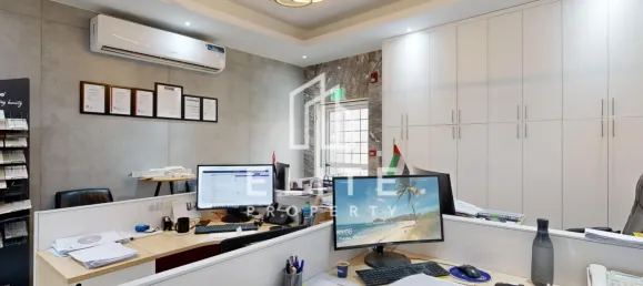 Fabrik in Al Quoz, UAE 2323m², Nr. 97749 28