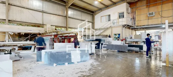 Fabrik in Al Quoz, UAE 2323m², Nr. 97749 24