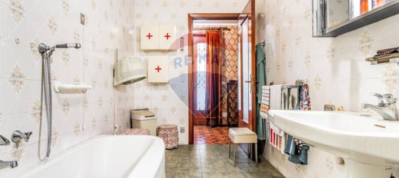 Casa de 6 habitaciónes en Borgosesia, Italy No. 141095 19