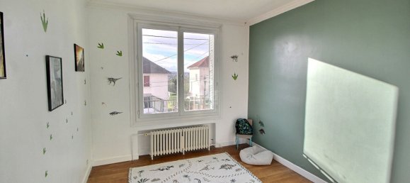 4 bedrooms House in Triel-sur-Seine, France No. 167159 8