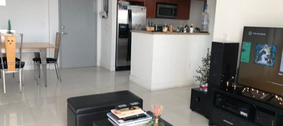 2 Schlafzimmer Gewerbliche Immobilien in Miami, USA, Nr. 615419 9