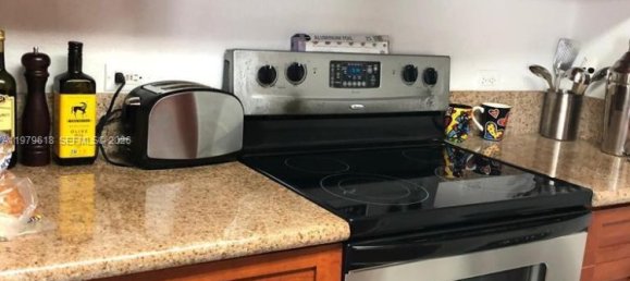 2 Schlafzimmer Gewerbliche Immobilien in Miami, USA, Nr. 615419 12