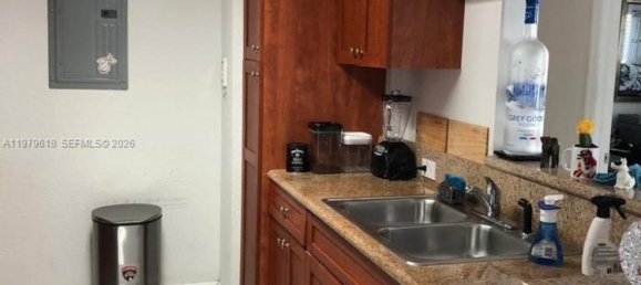2 Schlafzimmer Gewerbliche Immobilien in Miami, USA, Nr. 615419 11