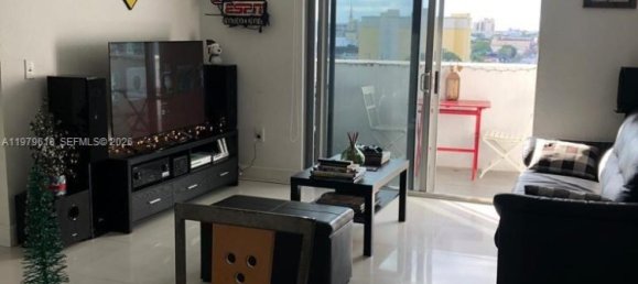 2 Schlafzimmer Gewerbliche Immobilien in Miami, USA, Nr. 615419 10