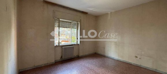 Apartamento de 4 dormitorios en Cosenza, Italy No. 161457 6