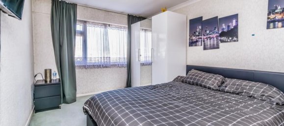 3 Schlafzimmer Haus in Croydon, United Kingdom, Nr. 8105 8