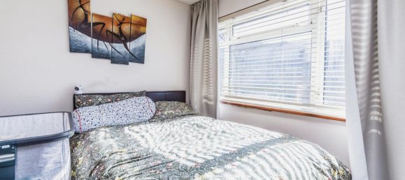 3 Schlafzimmer Haus in Croydon, United Kingdom, Nr. 8105 6