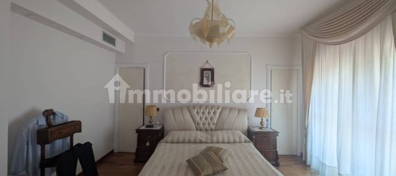 Вилла с 4 спальнями в Кротоне, Италия № 264996 50