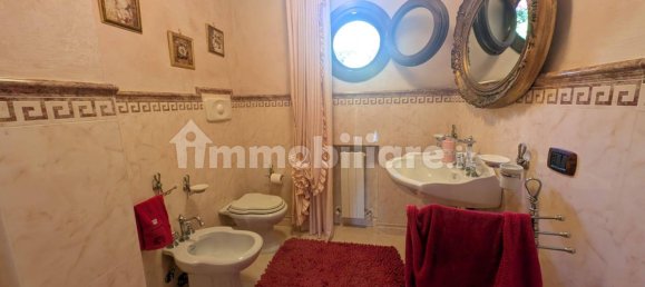 Вилла с 4 спальнями в Кротоне, Италия № 264996 36