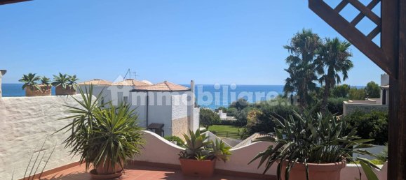 Вилла с 4 спальнями в Кротоне, Италия № 264996 12