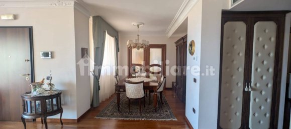 Вилла с 4 спальнями в Кротоне, Италия № 264996 33