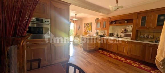 Вилла с 4 спальнями в Кротоне, Италия № 264996 32