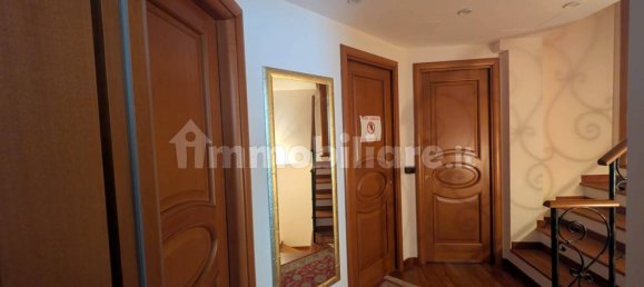 Вилла с 4 спальнями в Кротоне, Италия № 264996 24