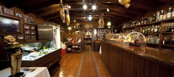 Gewerbliche Immobilie in Marbella, Spain 654m², Nr. 88349 13