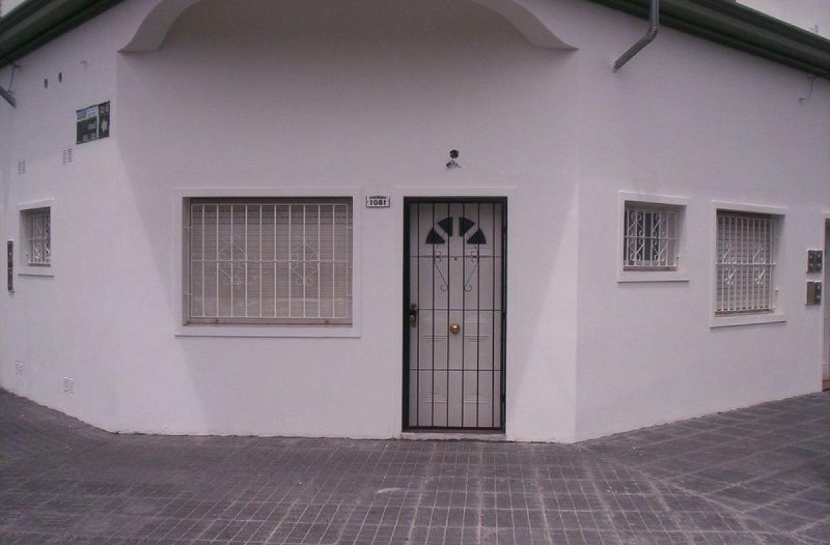 Studio in Tres de Febrero, Argentina No. 53229